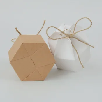 50pcs Hexagon Cutie-Cadou de Bomboane Kraft Alb de Nunta Drajeuri Cutii Plăcintă Party Box Sac Eco Friendly Carton Copil de Dus Botezul Saci