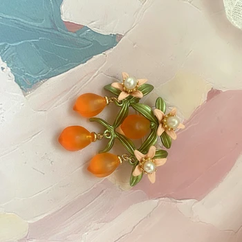 Boabe coapte ~ literatură și artă RETRO simplu pădure plantă de grădină portocaliu sticlă de apă Dulce Perla Brosa Pin de sex feminin