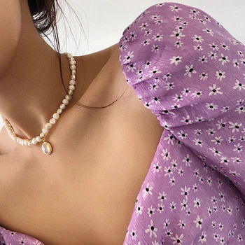 HUANZHI 2020 Nou stil Baroc de apă Dulce Naturală Perle, ștrasuri din Mărgele de Lumină Violet Piatra Pandantiv Clavicula Cravată Colier pentru Femei