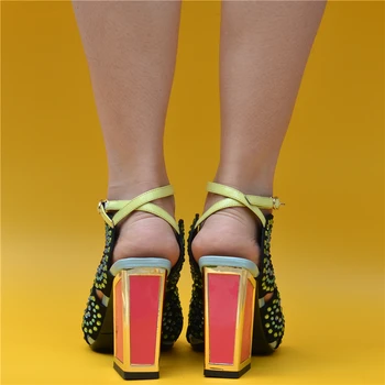 Strass Bling Bling Sandale Cu Toc Înalt De Cristal Femei Sandale De Mireasa Indesata Toc Pantofi De Vara Glezna Curea Designer De Pantofi Gladiator
