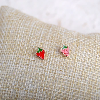 Transport gratuit 10 perechi /lot moda bijuterii de metal email mini dimensiuni mici de căpșuni cercel pentru femei